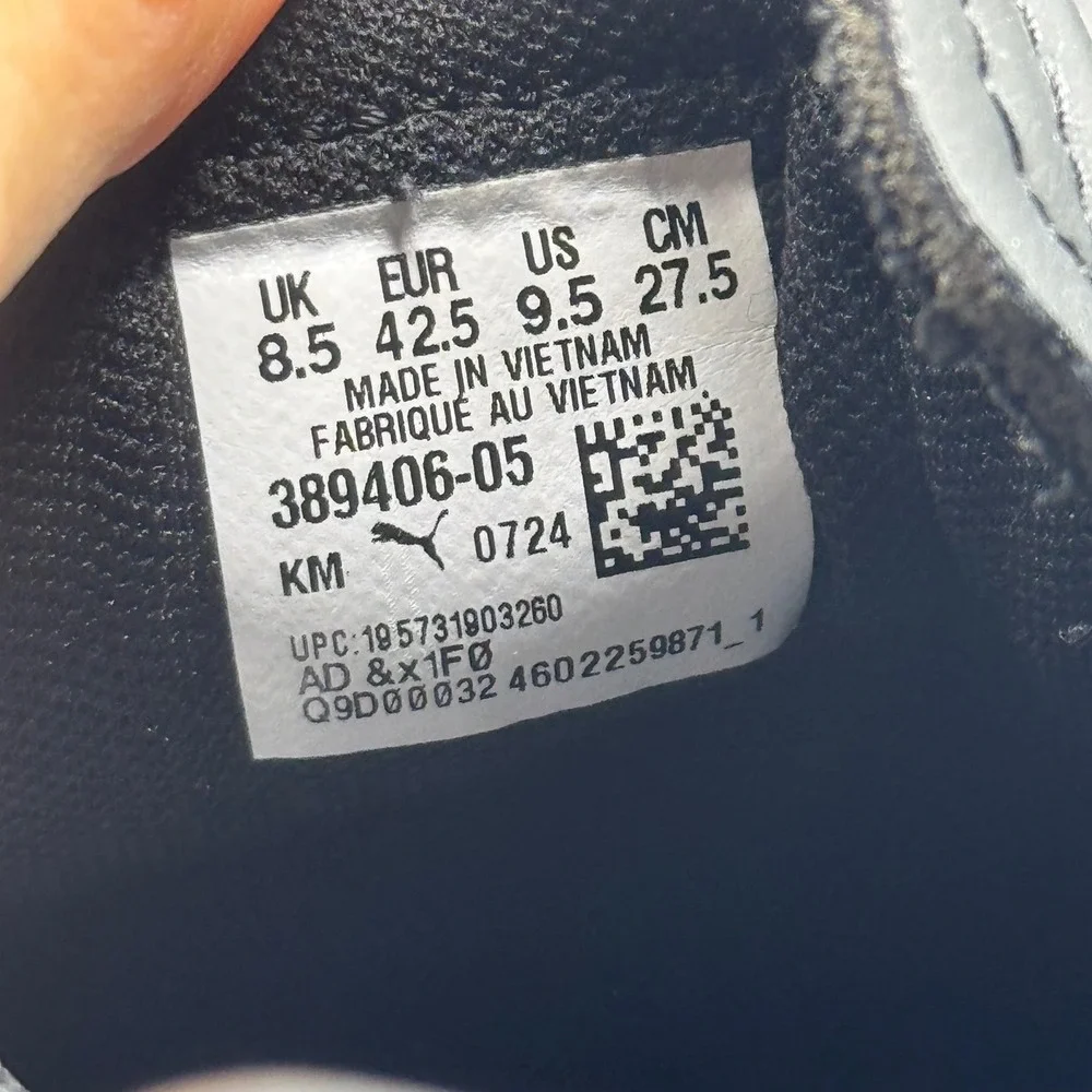 Size 9.5 Puma Super Team Sneakers Mens Black Excellent Gum Sole 389406-05